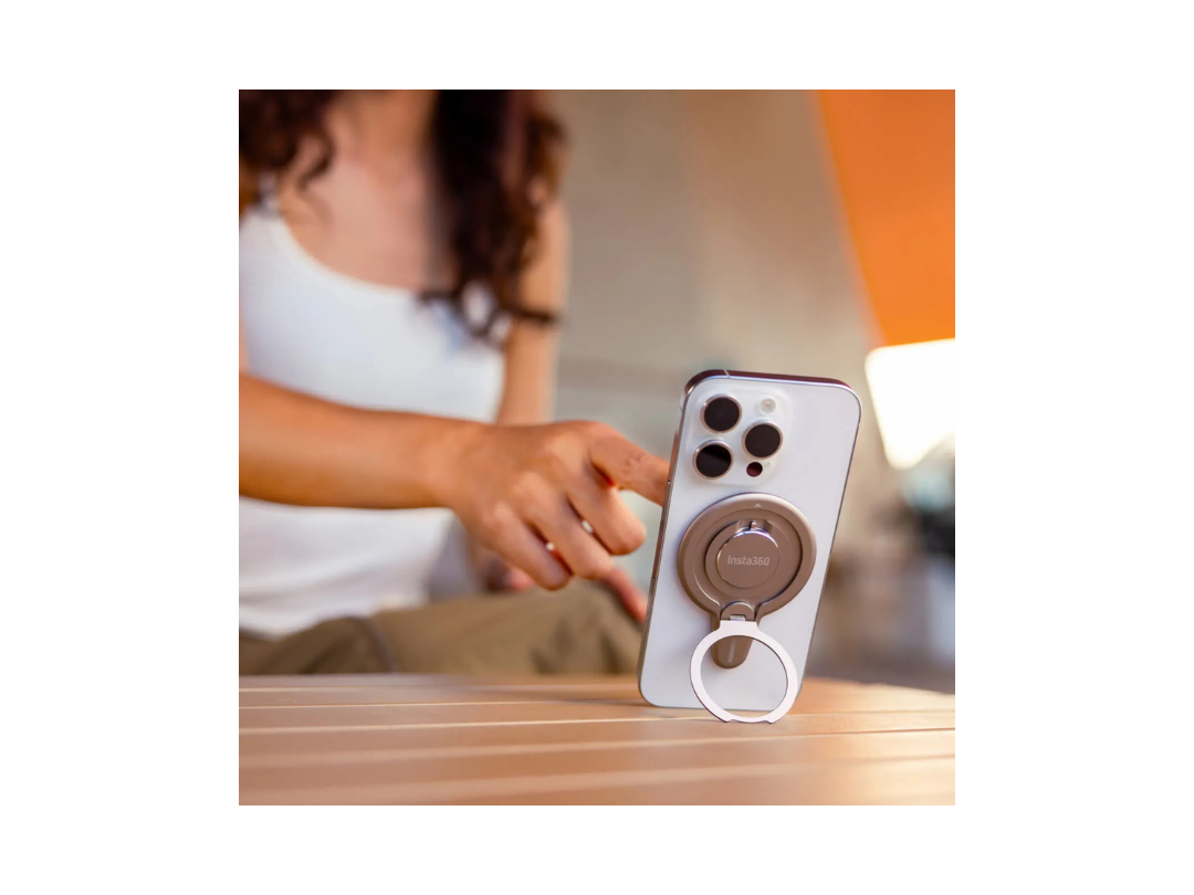 Buy Insta360 Flow 2 Pro Gimbal – AI Stabilizer, 10hr Battery – in Qatar Buy Insta360 Flow 2 Pro Gimbal – AI Stabilizer, 10hr Battery – in Qatar